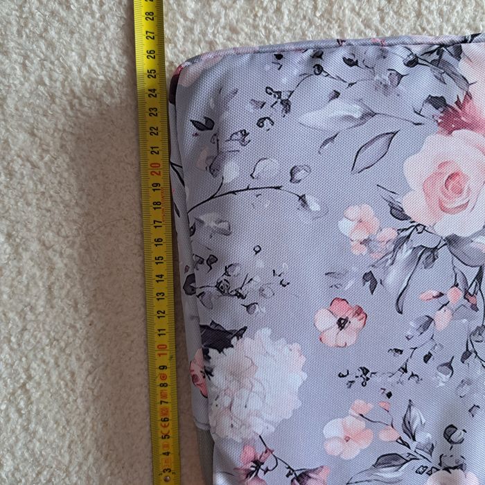 Nowa torba na laptopa I dokumenty