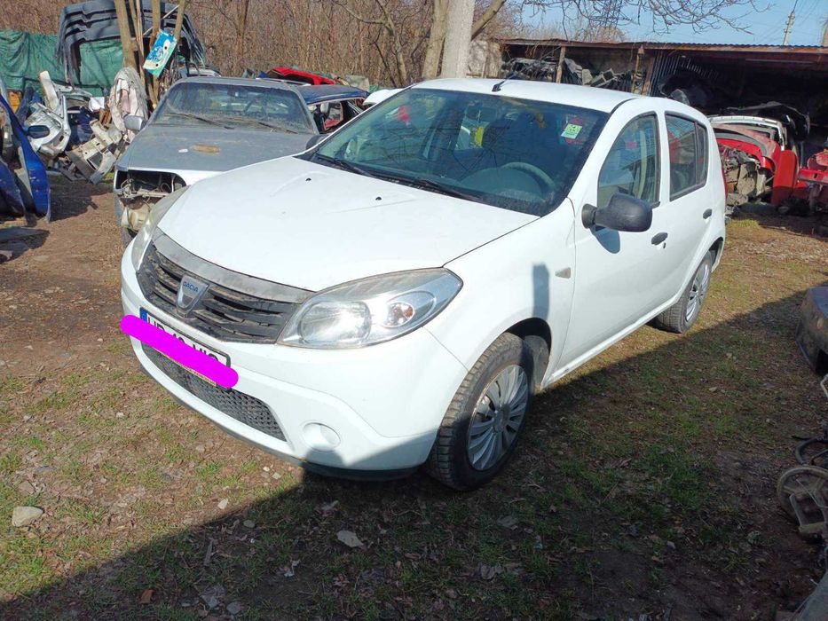 Дверь  Renault grand scenic 3  Dacia Logan MCV,dacia sandero largus