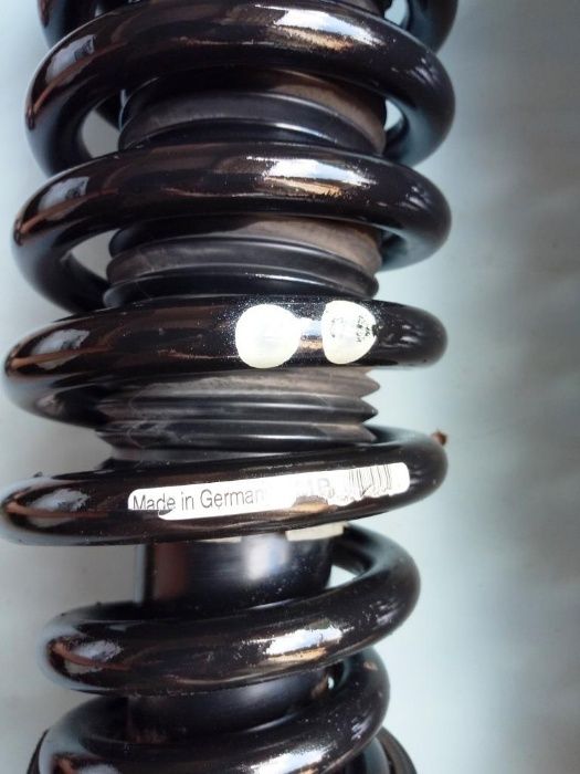 Пружина Volkswagen Touareg Audi Q7 Ку7 Кю7 К7 Porsche Cayenne пружины