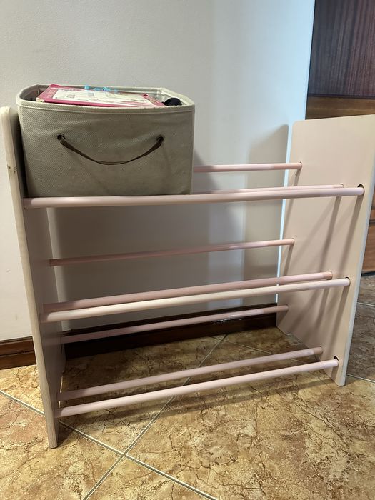 Estante para crianças unicórnios