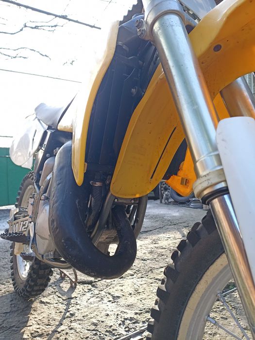 Suzuki RM - 125  кроссовый мотоцикл