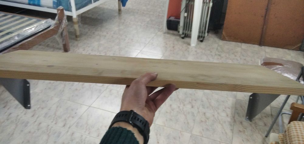 Prateleira em madeira