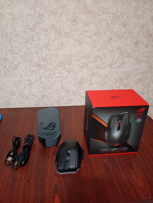 Миша ASUS ROG Spatha