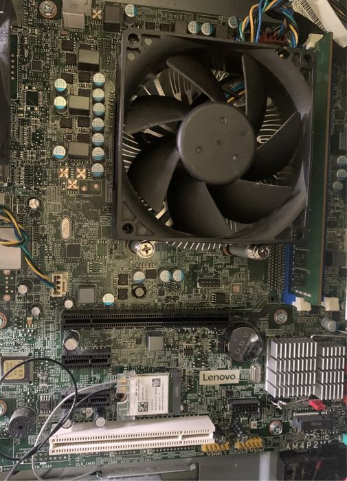 PC Desktop - CPU Torre -  AMD RYZEN 5 2400G 3.600 GHZ