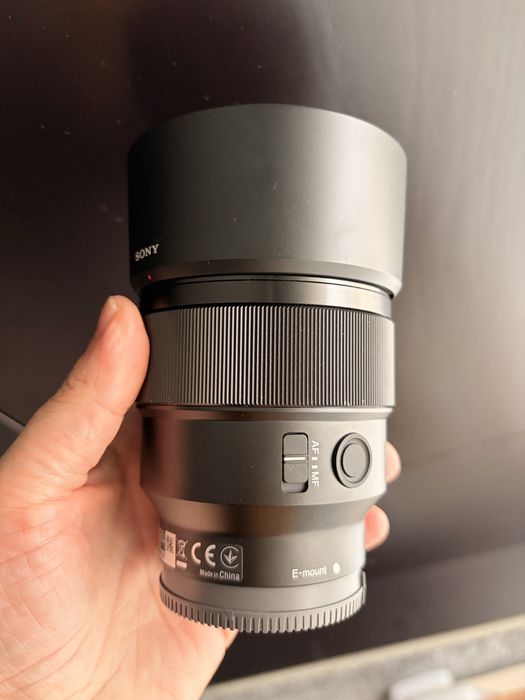 Sony 85mm 1.8 como nova