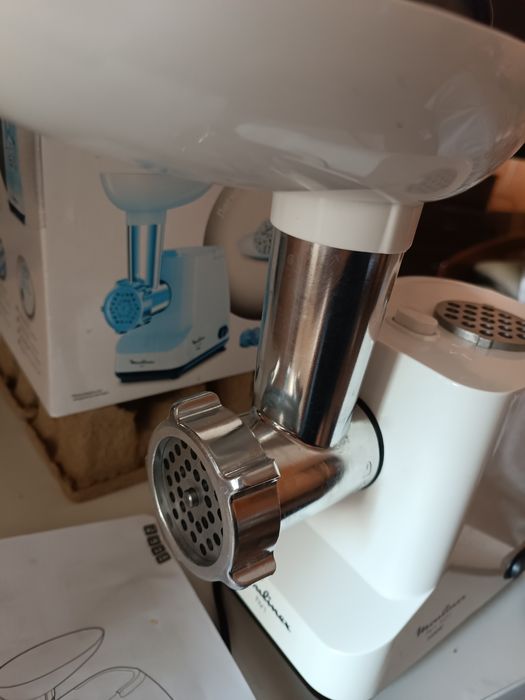 Мясорубка Мулинекс hv1