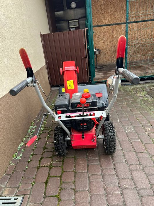 Снегоуборщик бензо AL-KO Snowline 620 L II