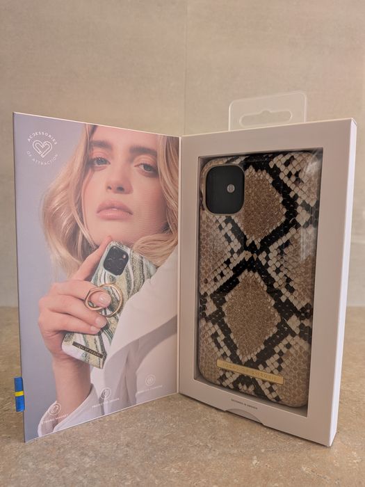 Etui IDEAL OF SWEDEN na telefon iPhone 11/XR.