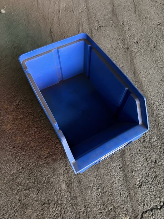 Kuweta warszatowa ,Pojemnik warsztatowy  -  duza ilosc