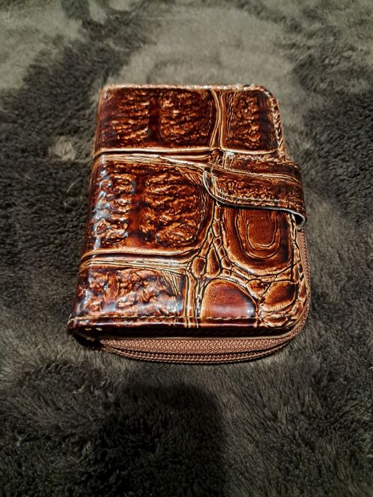 Portfel damski na zamek