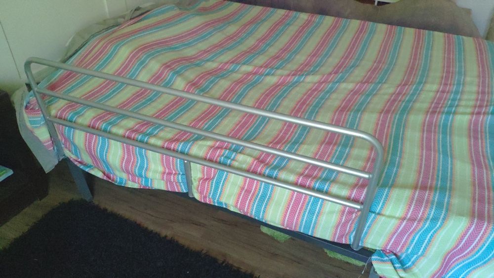 Protecção anti queda para cama
