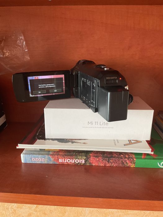 Продам видеокамеру Panasonic HC-V760