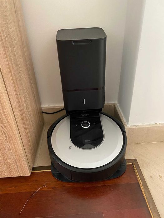 Aspirador iRobot Roomba i7