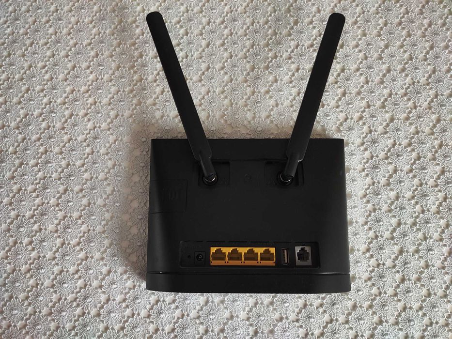 ROUTER NA KARTĘ SIM 4G LTE Wi-Fi LAN HUAWEI B315s-22 modem bez simlocka dodatkowo anteny