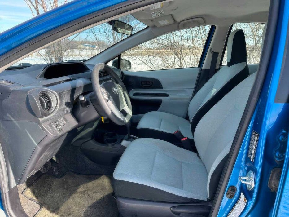 Toyota Prius      2014