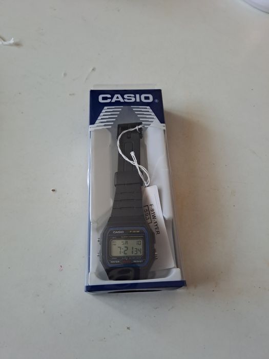 Годиник Casio електронний