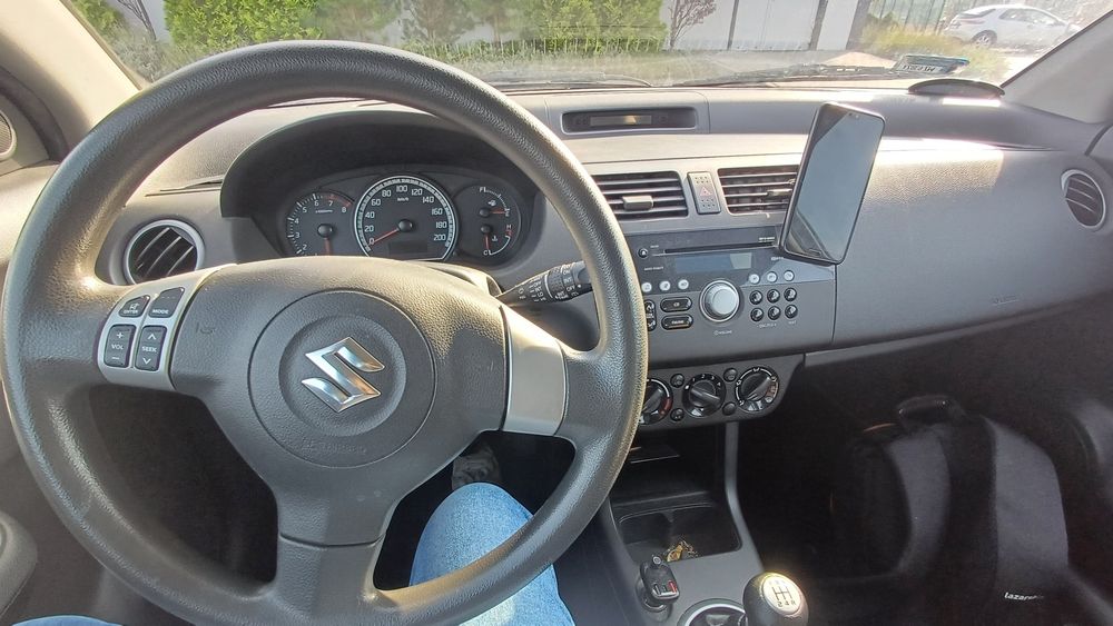 Suzuki Swift 1.5 102KM – 2007, 126 tys. km, klimatyzacja, keyless, dbane