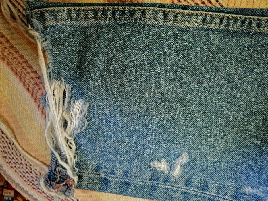 NOWE! spodnie ZARA dżinsy Ripped jeans boyfriendy Z dziurami mom fit