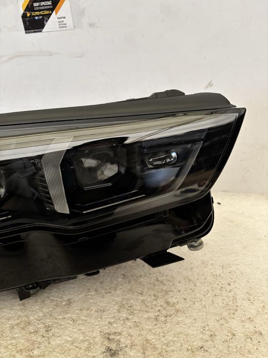 BMW 5 G60 G61 lampa prawy przód prawa przednia Shadow line Full Led