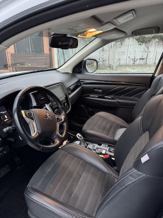 Mitsubishi Outlander PHEV 2019r. Stan bardzo dobry!