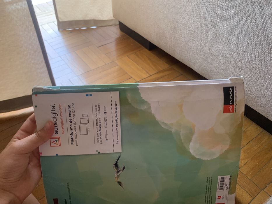 Vendo livro de portugues de 6 ano