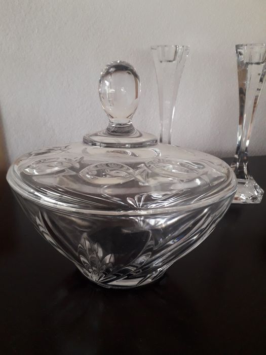 Várias peças decorativas