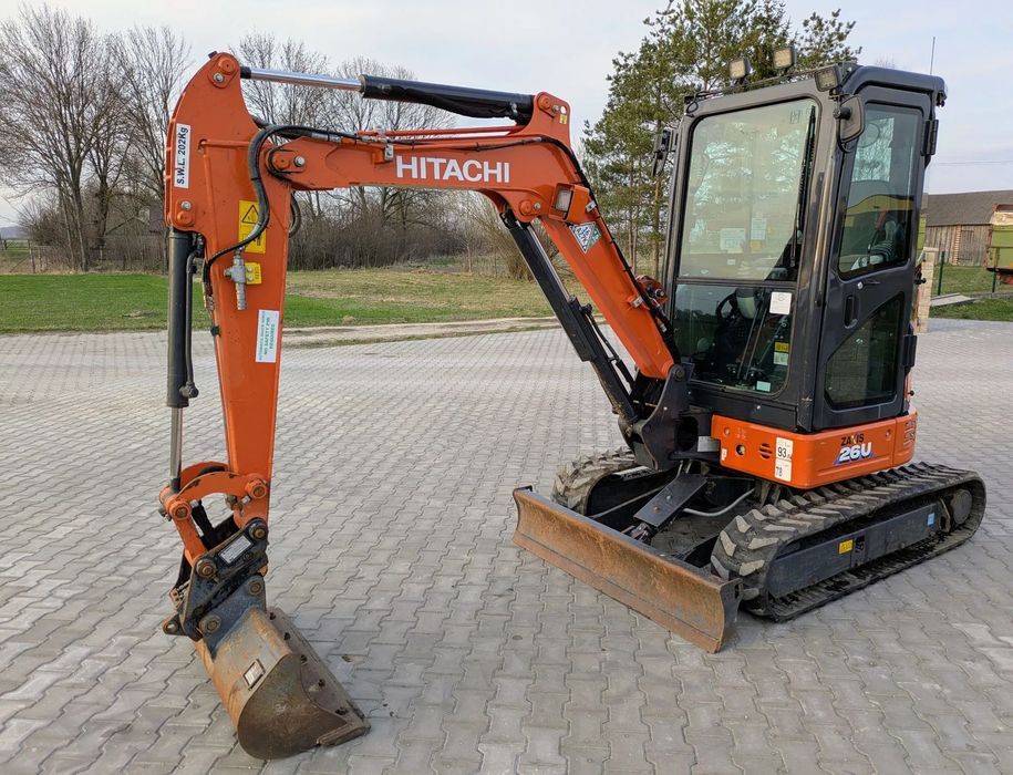 Hitachi ZX26  Minikoparka Hitachi ZX26U-6, bardzo dobry stan, 2023r, 114 000 netto