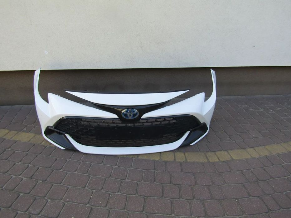 zderzak toyota corolla e21 lift