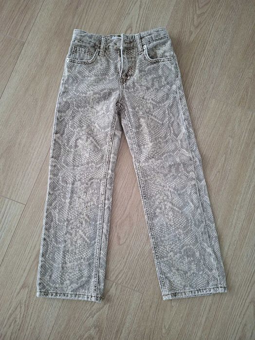 Calça de ganga Zara menina, estampado animal. Tam. 8 anos