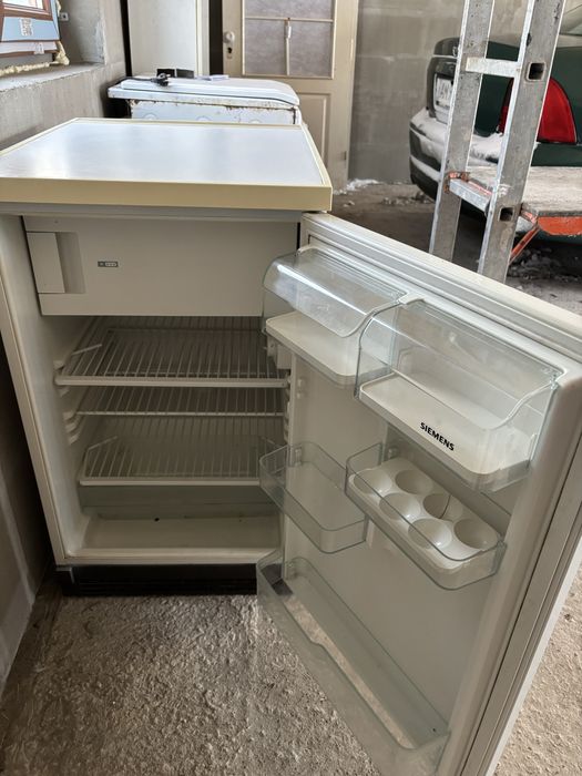 Холодильник siemens