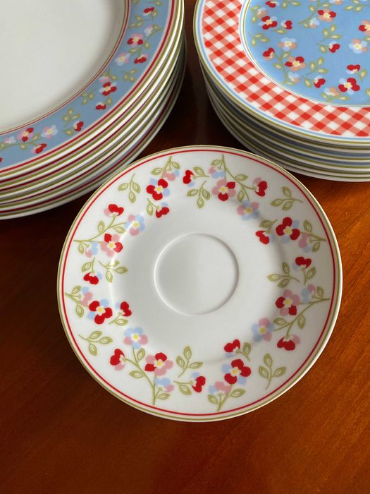 Набор фарфоровых тарелок Германия 20,5см, 27см.