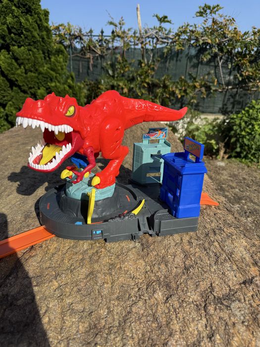 Hot Wheels T Rex