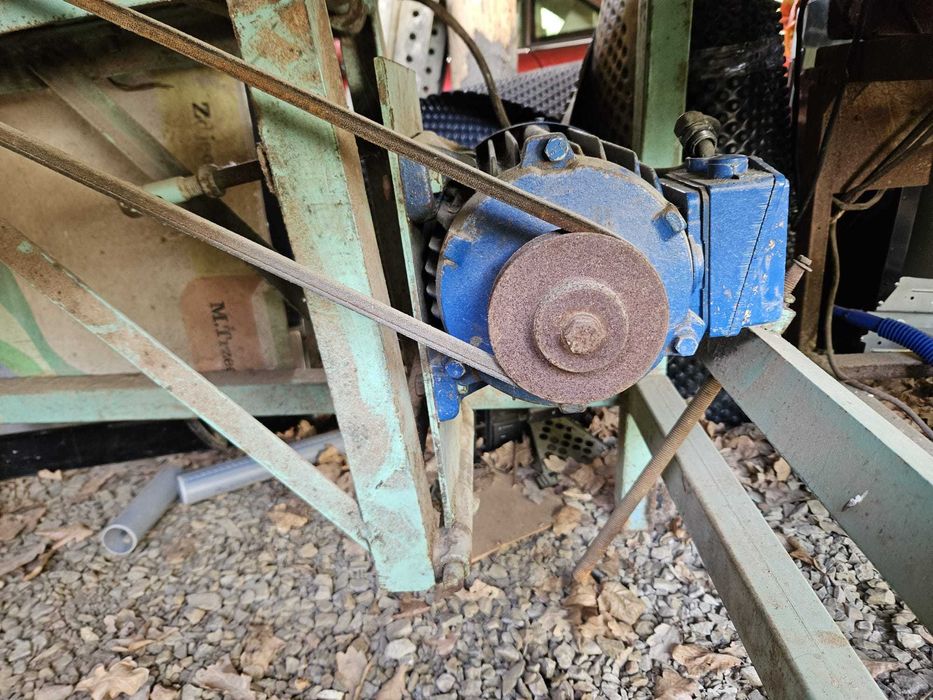 Piła pilarka stołowa