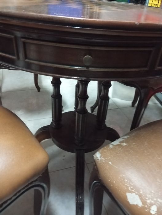Mesa vintage de jogos