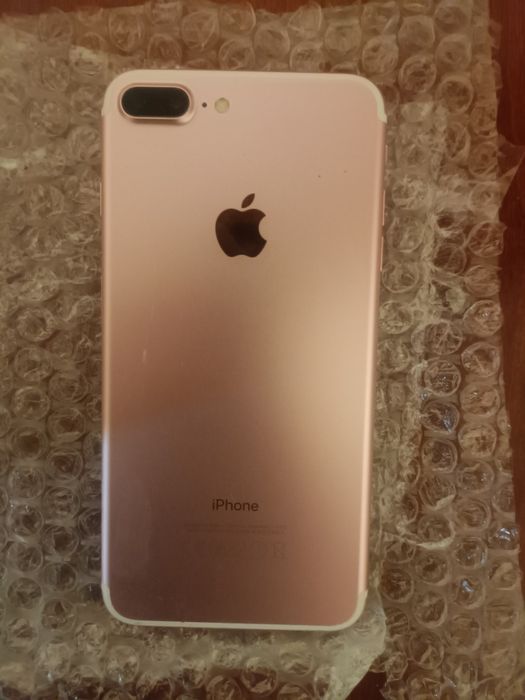 Iphone 7 plus продам