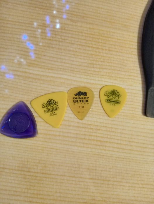 гітара Yamaha f310  в ідеальному стані