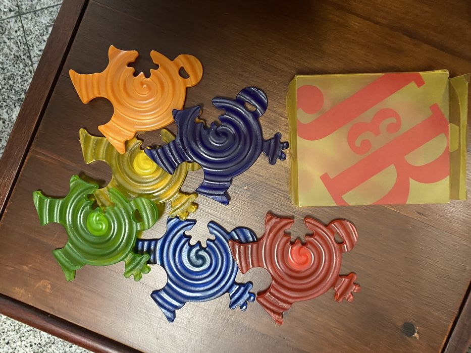 Bases para copos J&B