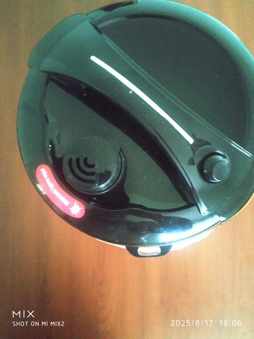 Продається мультиварка