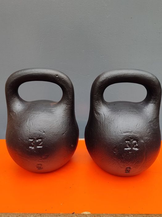 Гири16кг.24кг.32кг .спортивная