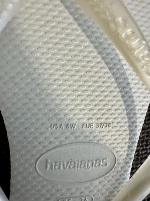 Havaianas . Modelo Feminino. Número 37/38 EUR. Novas e com factura.