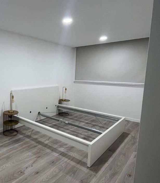 Cama+colchão e estrado