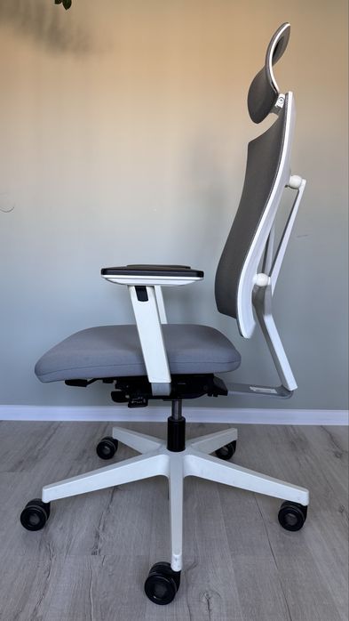 Ergonomiczny fotel biurowy
