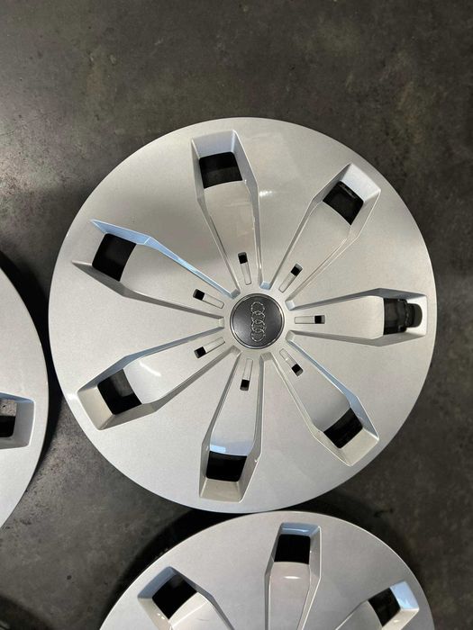 Ковпаки Оригінальні R16 Audi 4Шт ЯК НОВІ БЕЗ ДЕФЕКТІВ