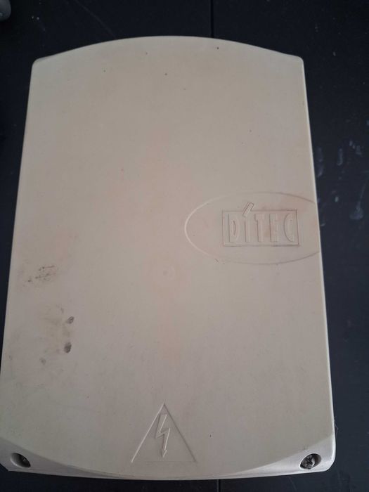 Placa de portão eletrico ditec