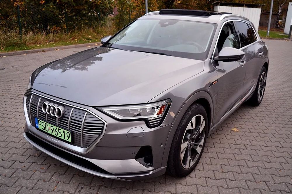 Audi e-tron