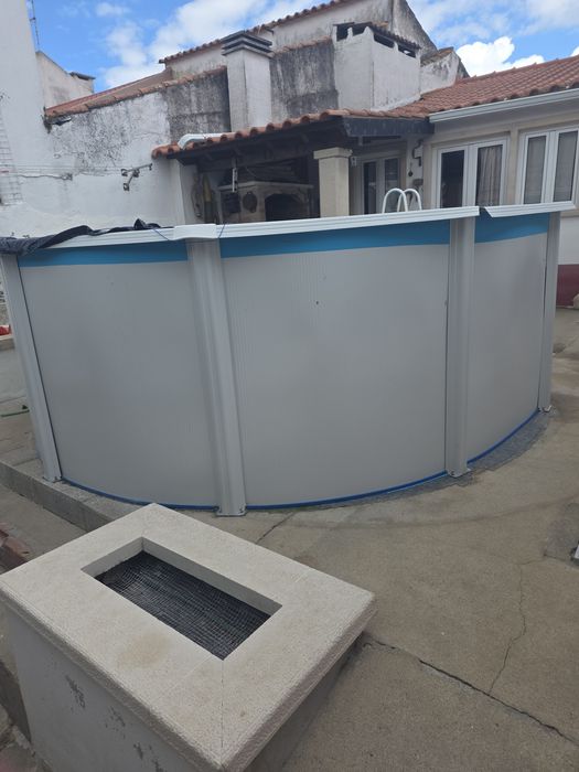 Piscina redonda com colunas 460x120 Mm