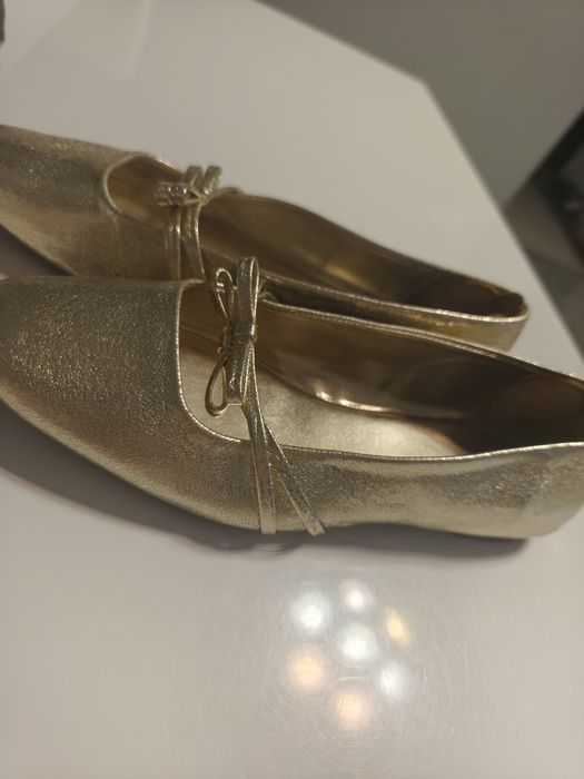 Reserved buty r.38