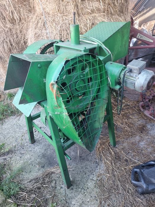 Rębak rozdrabniacz do gałęzi