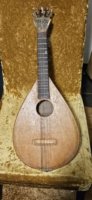 viola de fados séc. XIX 120.€