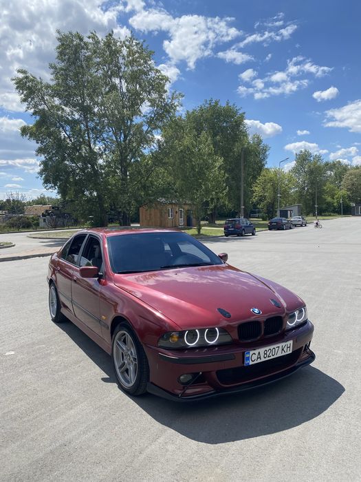 Продам BMW 520 E39